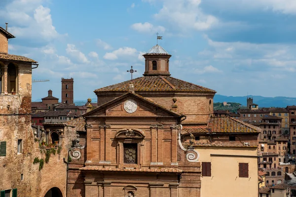 シエナ。イタリアの古代都市のイメージ — ストック写真