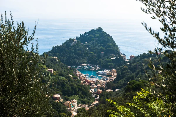 İtalya 'nın Ligurian kıyısındaki Portofino köyü — Stok fotoğraf