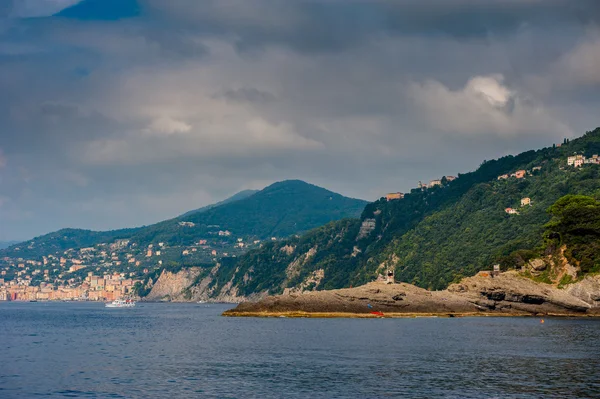 Genova, İtalya tarafından Camogli kum plaj — Stok fotoğraf