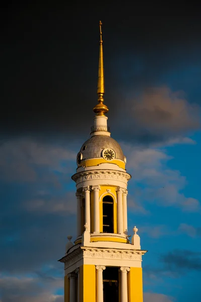 コロムナの大聖堂広場の建物のアンサンブル。コロムナ。ロシア — ストック写真