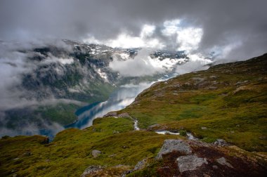 Odda, Ringedalsvatnet Gölü, Norveç Trolltunga yaz görünümünü