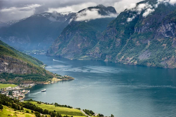 Le beau paysage norvégien en été — Photo