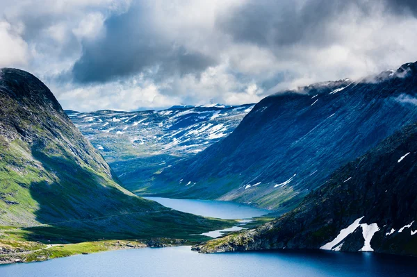 Montagna Dalsnibba paesaggio in Geiranger, Norvegia — Foto Stock