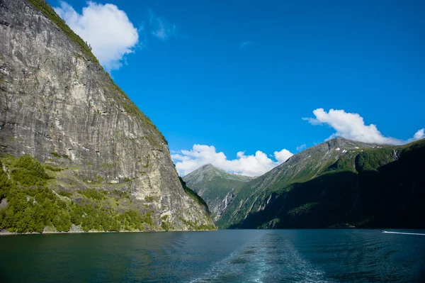 Το τοπίο όμορφο Νορβηγία στο καλοκαίρι — Φωτογραφία Αρχείου