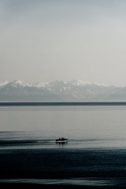 Çevre-Baykal yolda Deniz Baykal Güney için Bahar