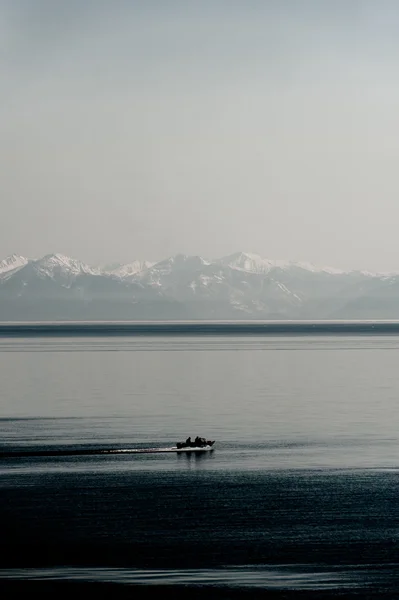 Çevre-Baykal yolda Deniz Baykal Güney için Bahar