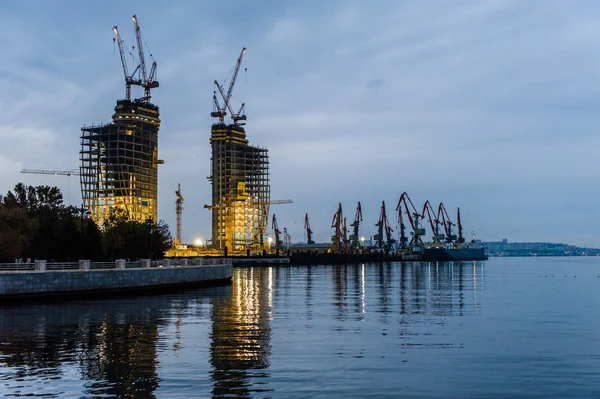 Bakı şəhəri gece görünümü — Stok fotoğraf