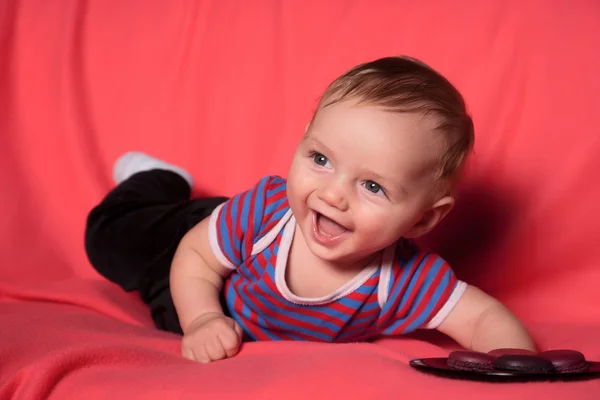 Cute curiose  baby — Stock Photo, Image