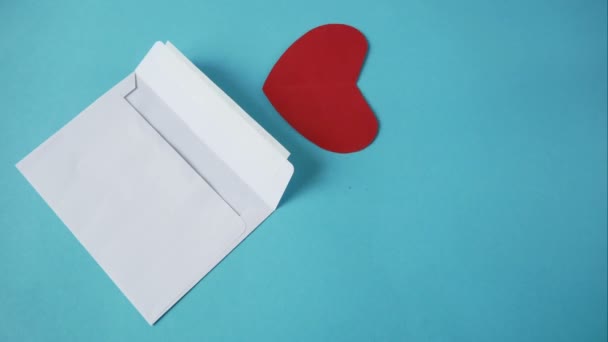 Amor Envuelve Con Corazones Sobre Postal Corazón Abierto Símbolo Del — Vídeo de stock