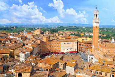Siena Katedrali 'nin havadan görünüşü, Toskana, İtalya, üst manzara