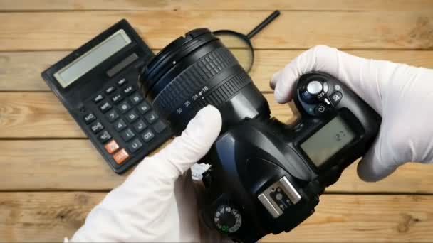 Digitální Fotoaparát Peníze Obchod Fotografickým Vybavením Koncept Zastavárny — Stock video