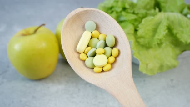 Cibo Sano Verdure Frutta Pillole Concetto — Video Stock