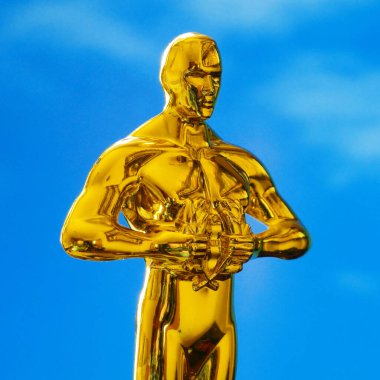 Hollywood Altın Oscar Akademisi ödül heykeli. Başarı ve zafer kavramı