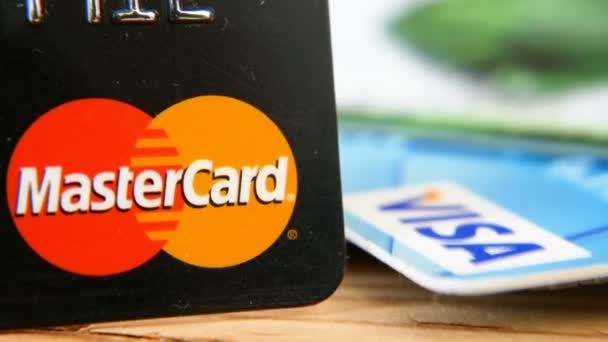 Visa Tarjeta Crédito Mastercard Pila Tarjeta Bancaria Plástico — Vídeos de Stock