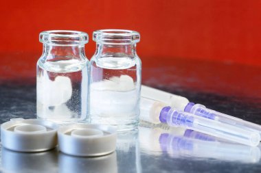 çok sayıda covid-19 Coronavirus aşısı, üretim ilacı aşısı, yakın çekim