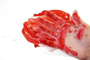 El ve kırmızı kan beyaz arka planda izole edilmiş. Kan damlaları ve sıçramalar. Cadılar Bayramı tasarımı, tıbbi, sağlık hizmetleri ve yakın çekim için kullanılabilir.