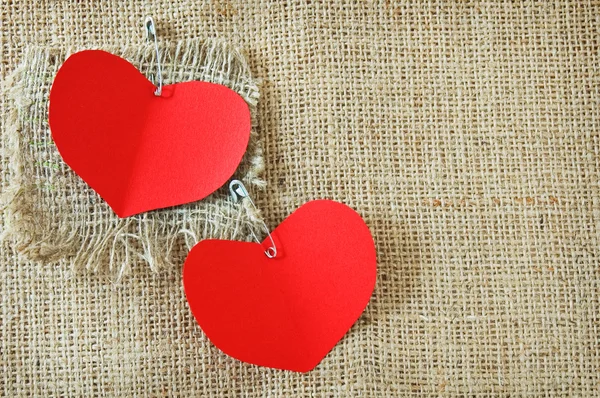 Valentýnský den (červená papírová srdce ) — Stock fotografie