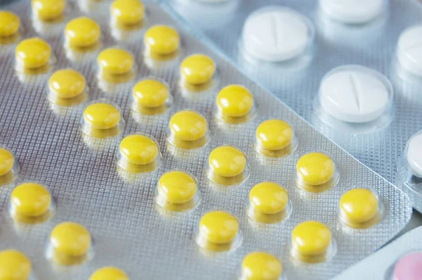 Pills in blister pack closeup — Stock Photo, Image