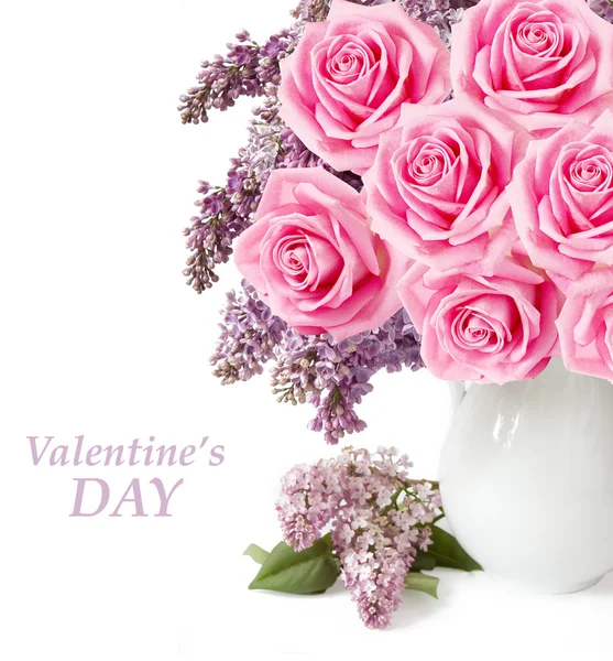 Valentine's Day (lilac flowers and roses bunch in vase isolated on white background with sample text ) — Stock Photo, Image