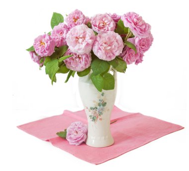 Beyaz arka plan üzerinde izole gül demet