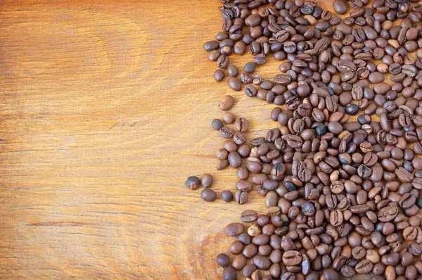 咖啡用的是烤木做的背景 — 图库照片