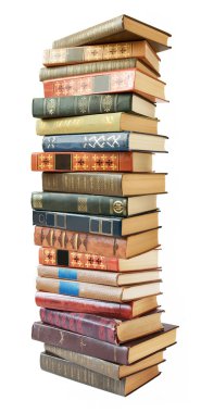 Kitap yığını beyaz arkaplanda izole edildi