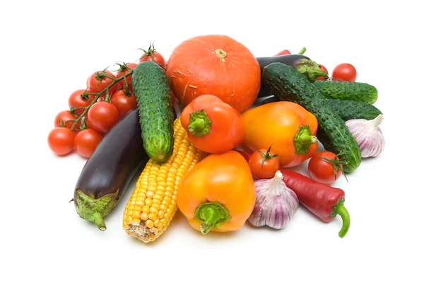 白色背景的新鲜蔬菜 — 图库照片