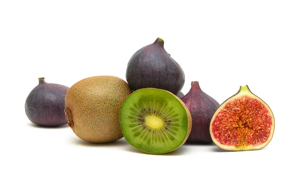 Higos y kiwi primer plano de la fruta aislado sobre fondo blanco — Foto de Stock