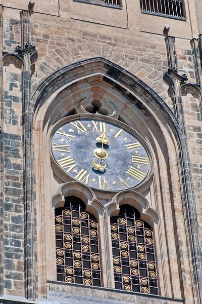 Repubblica Ceca, Praga: L'orologio sulla Cattedrale di San Vito . — Foto Stock