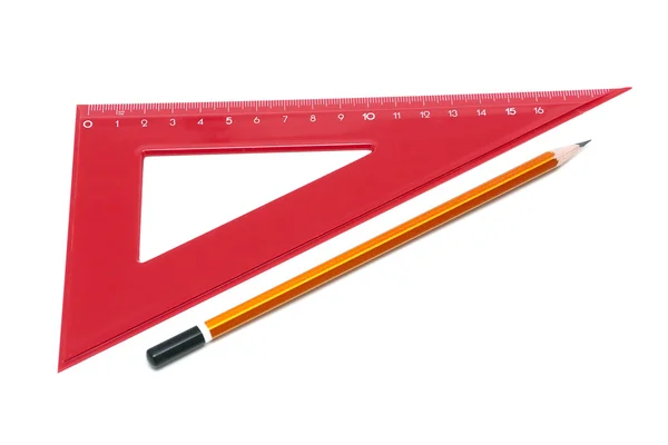 Lápis e régua em um fundo branco close-up — Fotografia de Stock