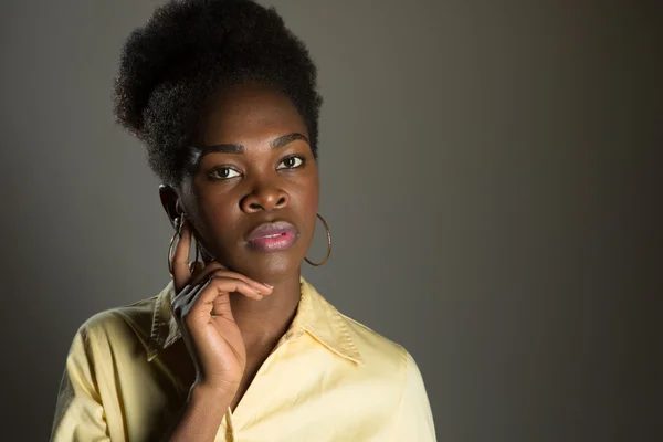 Young African American businesswoman — Stock Photo, Image