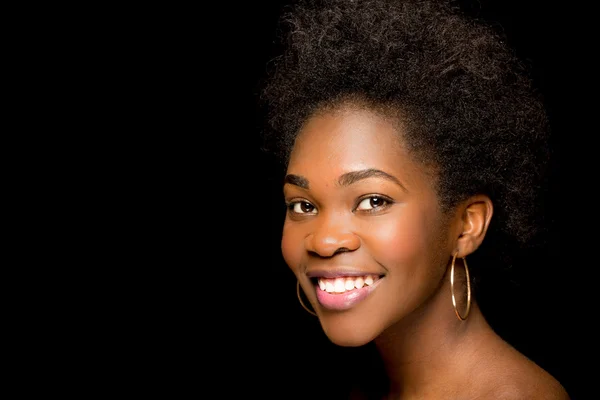 Young African American Girl with bare shoulders — Stock Photo, Image