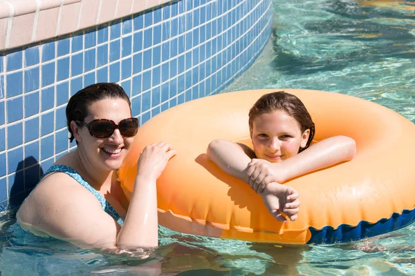 Family in Lazy River — Stock Photo, Image