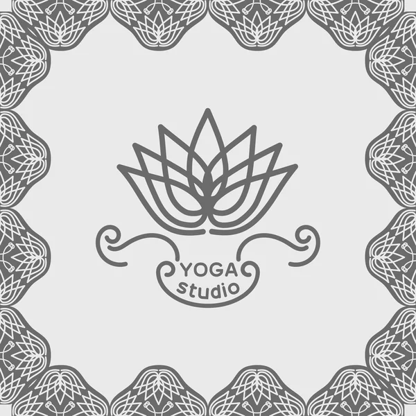 Emblème pour le studio de yoga stylisé lotus vecteur de conception — Image vectorielle