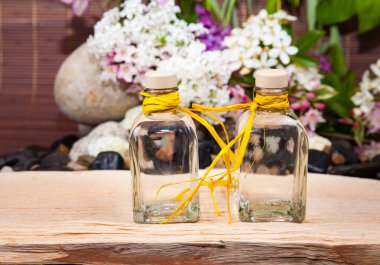 Aromaterapi, spa, güzellik tedavisi ve masaj taşı, çiçek, kaplıca...