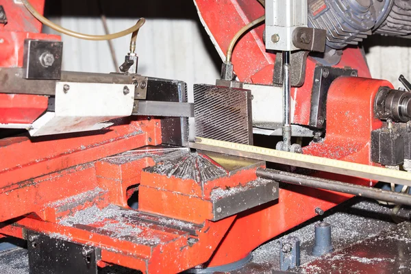 Barras de metal sierra máquina — Foto de Stock