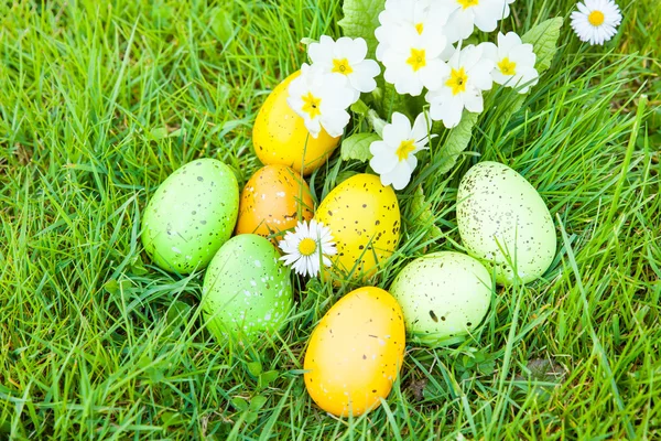 Renkli Paskalya yumurtaları