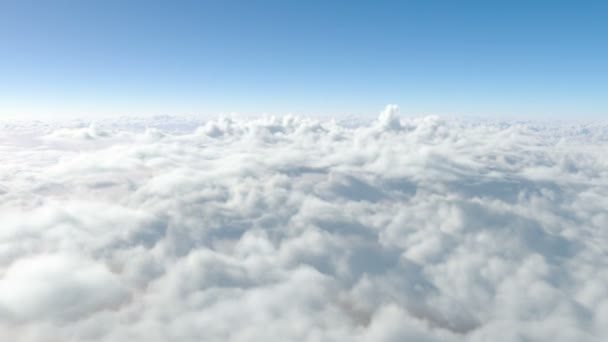 Πετώντας πάνω από τα σύννεφα. μέσα από τα σύννεφα. παράδεισος — Αρχείο Βίντεο