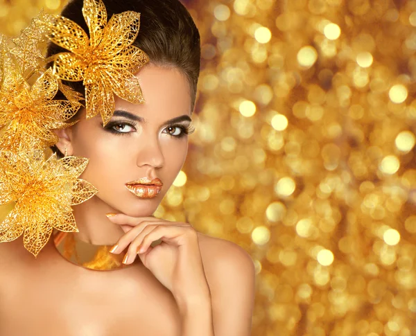 Beauty Make-up, Luxusschmuck. Mode Glamour Mädchen Modell portra — Stockfoto