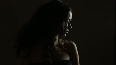 Bayan dramatik ışık