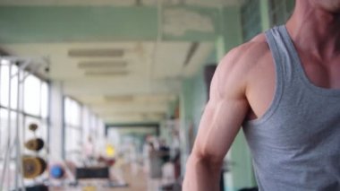 Atletik erkek spor salonu