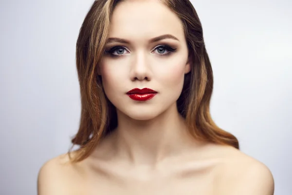 Classic red lips girl — Stock Photo, Image