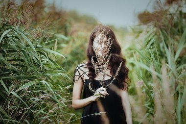 açık havada çok güzel esmer