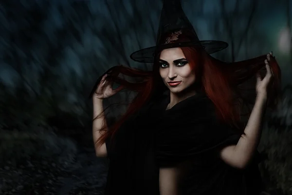 Redhead witch — Stock Photo, Image