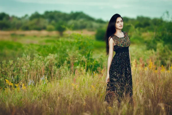 Feminilidade na natureza — Fotografia de Stock