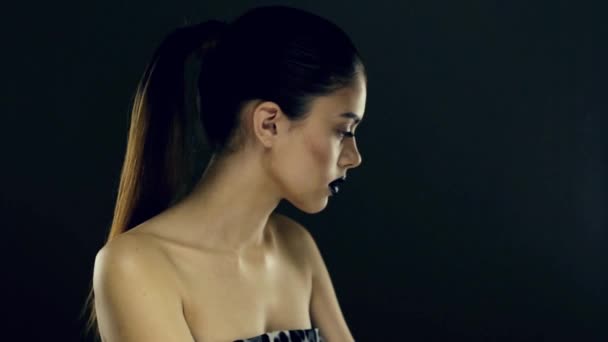 Готичні чорні губи краса — стокове відео