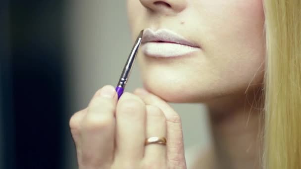 Proceso de maquillaje — Vídeos de Stock