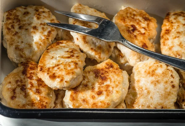 Tavuk pirzola pan dan