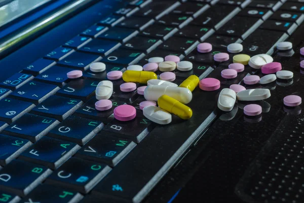 Being treated and buy drugs online. 스톡 사진