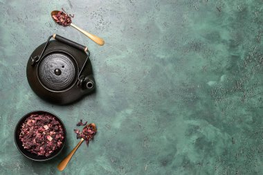 Masada kuru amber çayı ile kompozisyon